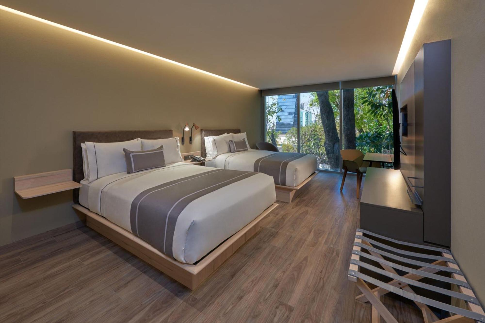 City Express Plus By Marriott Guadalajara Providencia Екстер'єр фото