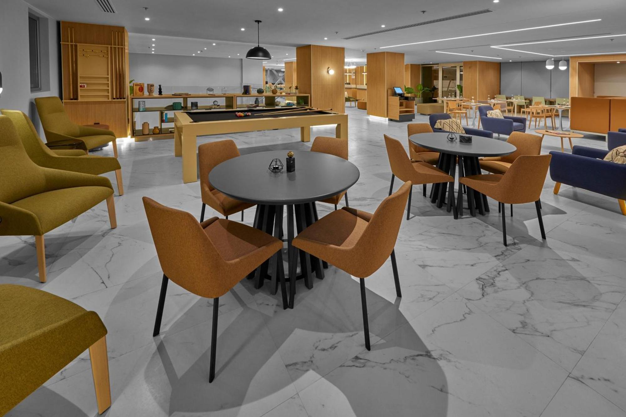 City Express Plus By Marriott Guadalajara Providencia Екстер'єр фото