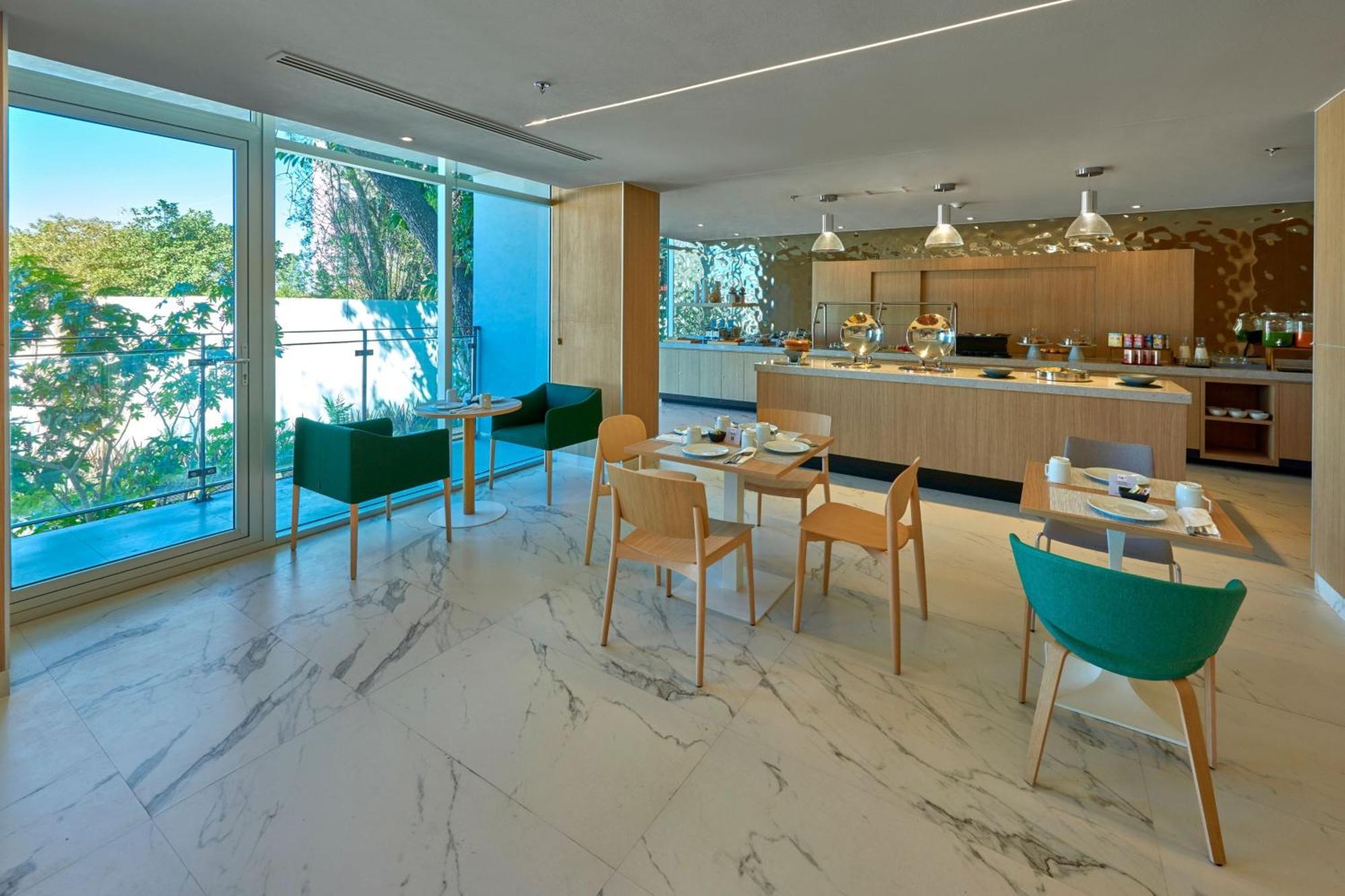 City Express Plus By Marriott Guadalajara Providencia Екстер'єр фото